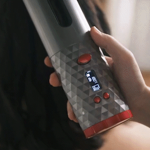 Curlmate rizador inalámbrico — detalle del mango ergonómico